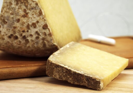 CANTAL, A FRENCH CHEESE MADE FROM COW'S MILK