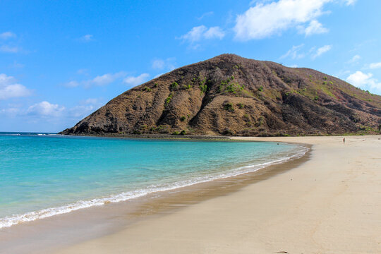 Mawun Beach and Bukit Mawun Bertingkat, near Kuta, Lombok, Indonesia