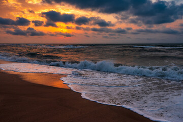 Beautiful colorful sunset on the sea, summer beach