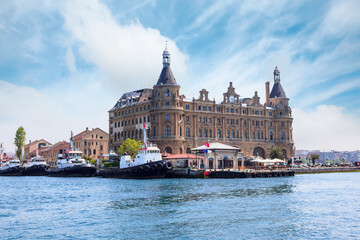 Fototapeta premium Haydarpasa Train Station - Istanbul, Turkey