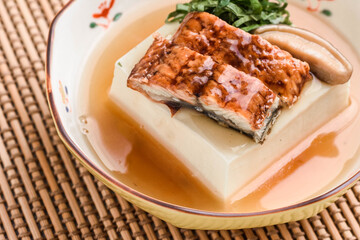 うなぎ豆腐の餡かけ