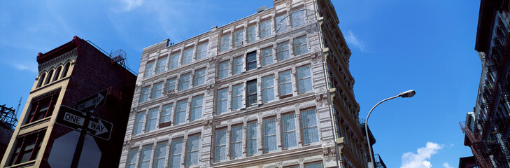 Fototapeta premium old building in the city