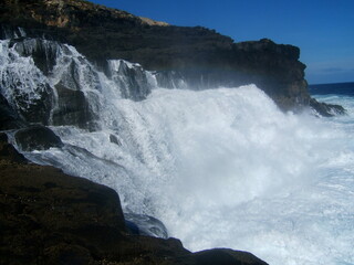 Crashing waves