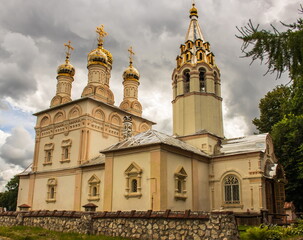 Fototapeta na wymiar Orthodox Church in the ancient Kremlin of Ryazan. Russia.