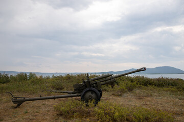 Fototapeta na wymiar The 76-mm divisional gun M1942 or ZiS-3 was a Soviet 76.2 mm divisional field gun used during World War II.