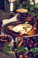 Pie with currants, gooseberries.