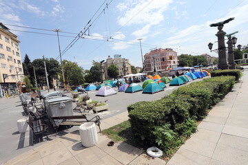 The 31st day of the protest against the government and the chief prosecutor set up barricades on...