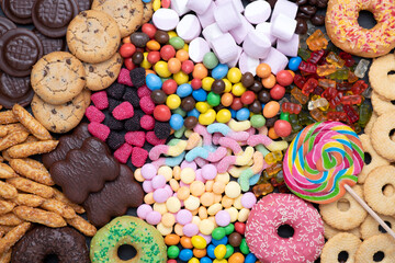 Sweets, candy, cookies and other food containing sugar	