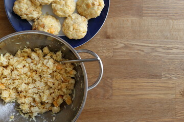 Kaspressknödel. Zubereitung.