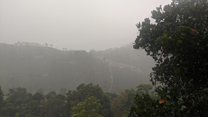 Obraz premium fog in the mountains
