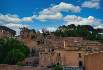 Fototapeta na wymiar The medieval style houses in Tossa de Mar. Costa brava (Catalonia)