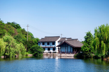 Fototapeta premium Pond and chinese building in East Lake Shaoxing China