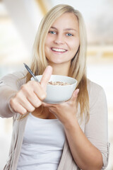 Daumen hoch gesunde Ernährung