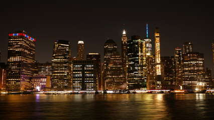 Naklejka premium landscape photo of lower Manhattan night time 
