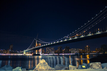 Fototapeta na wymiar Manhattan Bridge from Brooklyn with construction going on the back.