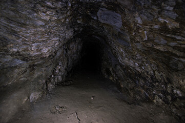 mine shaft