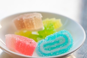 色鮮やかな砂糖菓子