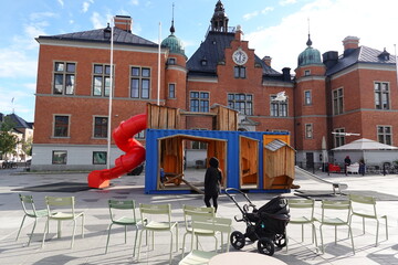 Container converted in an attraction for kids with slider