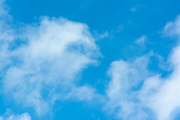 Obraz premium Soft blur of blue sky and cloud for backgrund