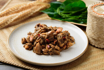 Northern Thai food (Tum Kraton), Spicy santol salad with crab paste