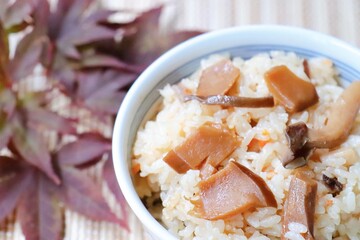 松茸ごはん　秋の味覚