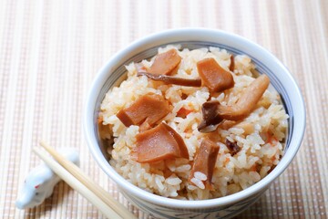 松茸ごはん　秋の味覚