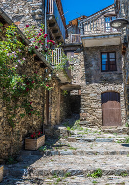 Spain, Catalonia, Pyrenees, Vall de Nuria, village of Queralbs (10th century)