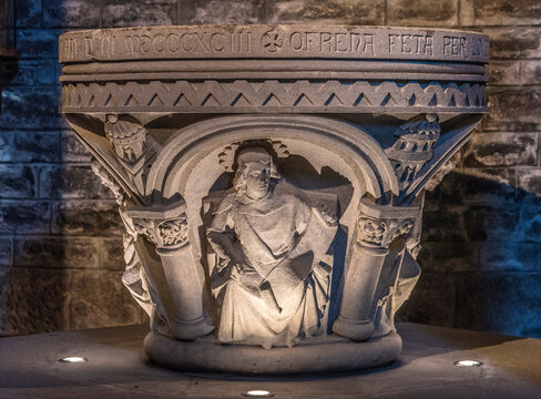 Spain, Catalonia, province of Girona, Ripoll, church of Santa-Maria baptismal font
