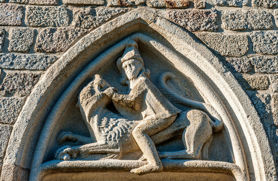 France, Limousin, Correze, Egletons, Ambert de Serilhac's house (15th century), carved pediment (Samson defeating the lion)