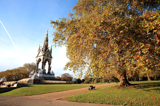 England, London, Albert Memorial