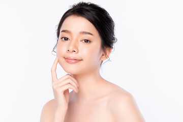 Obraz na płótnie Canvas Beautiful Young asian Woman with Clean Fresh Skin, on white background, Face care, Facial treatment, Cosmetology, beauty and spa, Asian women portrait