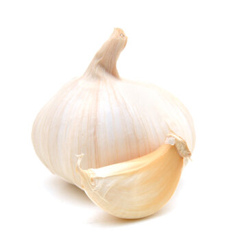 garlic isolated on white background