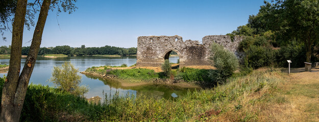 Le Moulin pendu à Champtoceaux - Orée d'Anjou