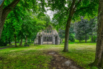 Ruine einer historischen Klosterkirche in Heisterbach