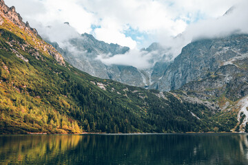 Fototapeta na wymiar landscape view of autumn lake in mountains