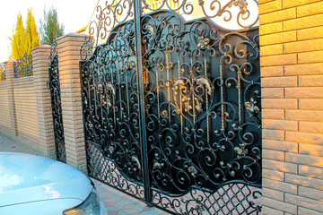 Wrought-iron gates, oriental luxury (Dzhankoy, Republic of Crimea, 14.10.2018)
