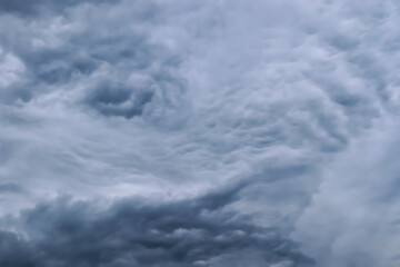 Stunning dark cloud formations right before a thunderstorm