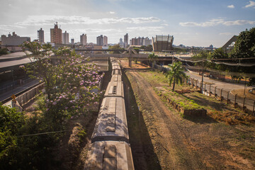 Fototapeta na wymiar Train crossing the old town - São José do RIo Preto, São Paulo - Brazil
