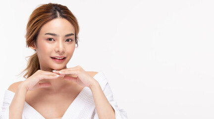 Naklejka premium Beauty asian women portrait face with skin care healthy and skin.
