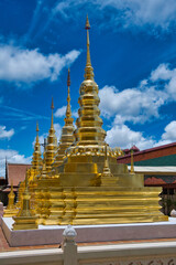 Naklejka premium Golden stupa at ancient city Samut Prakan