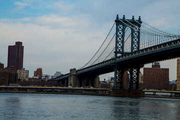 Fototapeta na wymiar manhattan bridge, new york city, new york