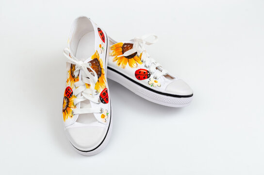 Tenis pintados a mano