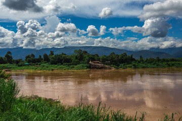 Natural background, high angle from the high mountains that can see the scenery around, the wind blows through the cool, blurred of traveling, the integrity of the moist forest.