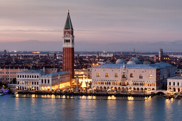 Fototapeta premium Venezia. Piazza San Marco dal campanile di San Giorgio Maggiore.