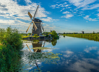 Fototapeta premium Windmill sunnsy day