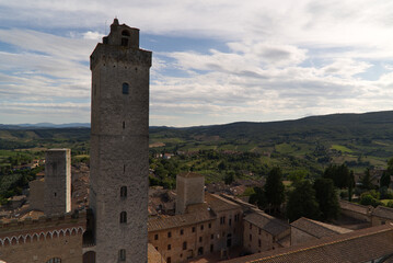 Fototapeta na wymiar View of the town of San Gimignano from the top of one of the towers
