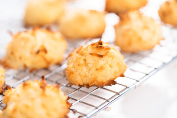 Coconut cookies