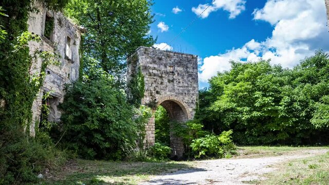 Abruzzo 2020: Time lapse of the abandoned and ruined village of Faraone Vecchio, Teramo. The vegetation is slowly covering the ruined buildings. July 2020, Abruzzo