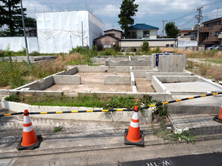 住宅街の再開発工事