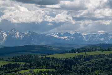 Plakat Panorama of the Tatra Mountains with snow-capped peaks